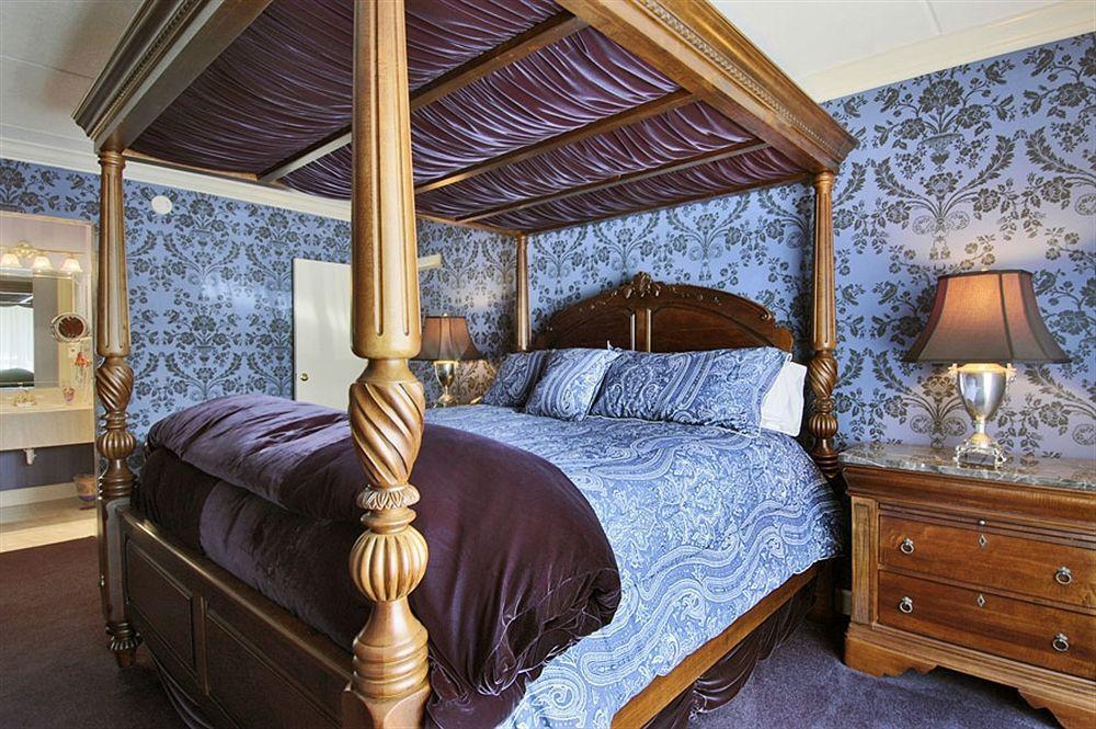 פלאנט סיטי Red Rose Inn & Suites מראה חיצוני תמונה